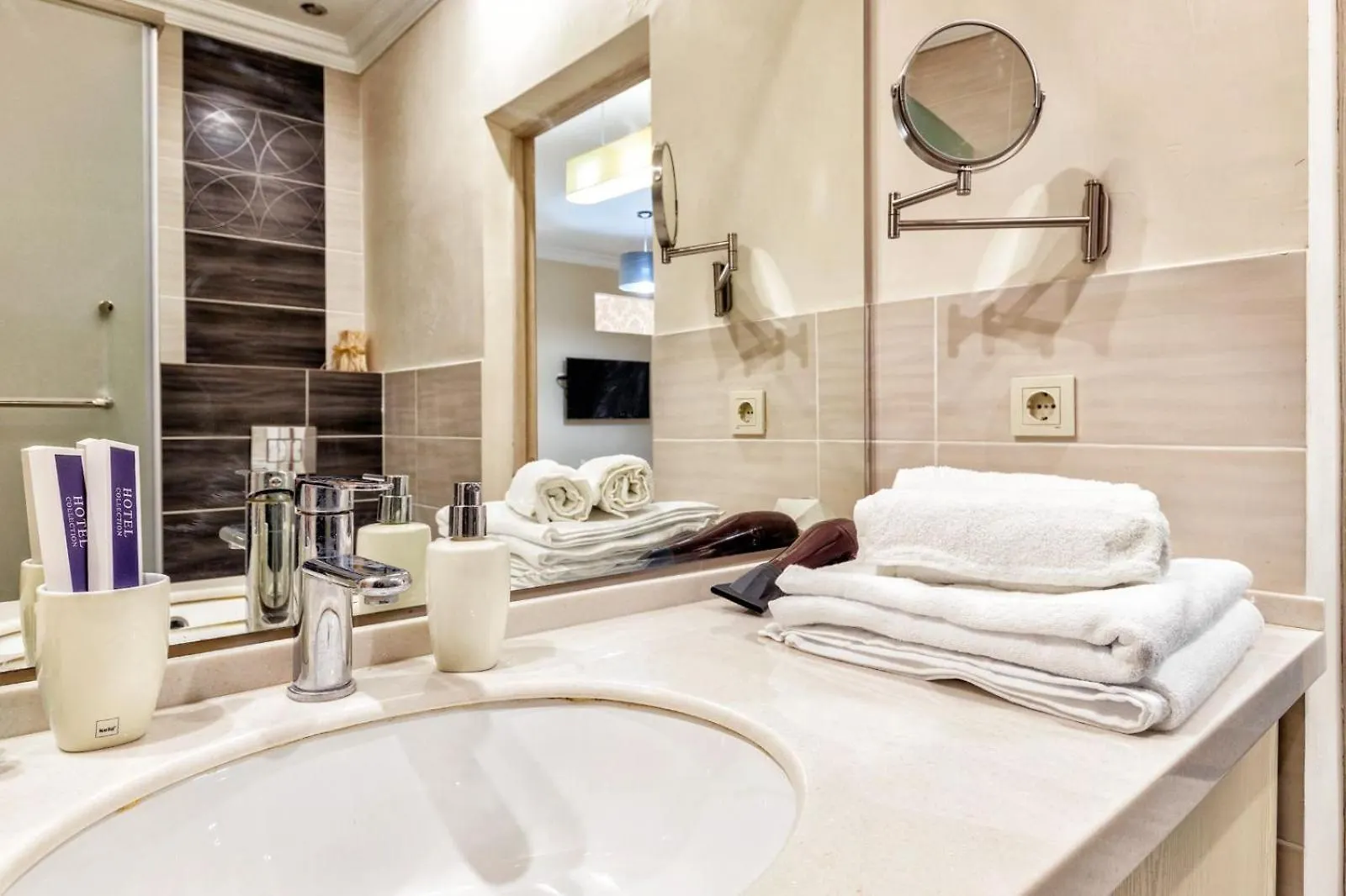 Красивые Теплые Апартаменты В Центре Nur-Sultan  Apartment